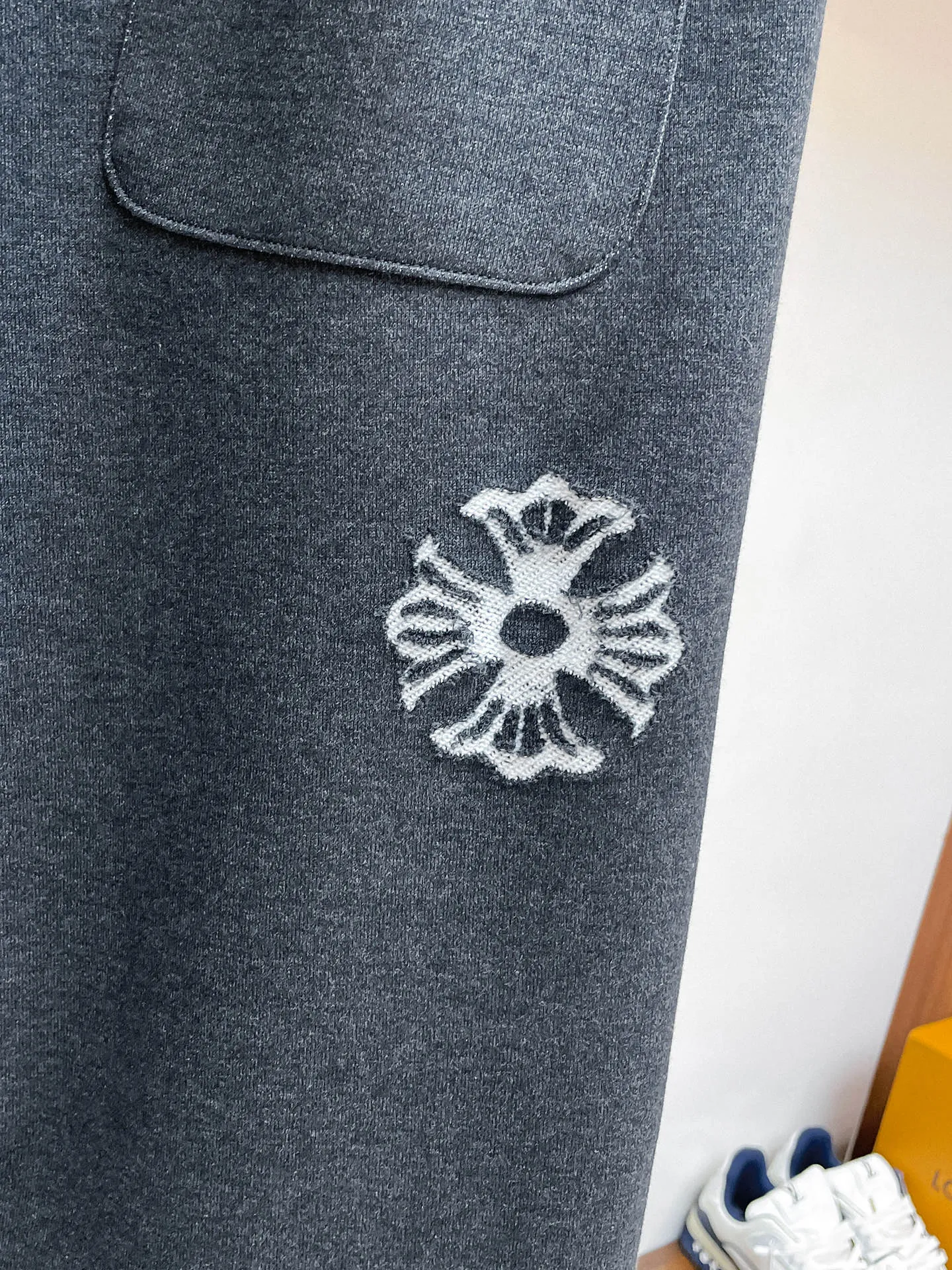 【 】 2026 ， ，Original ， ， ， 🪡 logo， ， ， ， Sizes：M-3XL